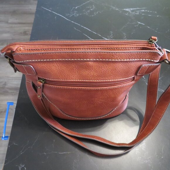 BOC Born Concept Brown crossbody shoulder bag lot of pockets In great condition - Picture 3 of 11